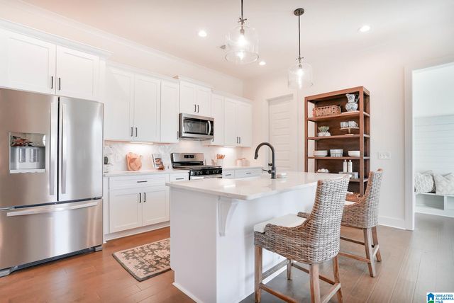 440 PRESERVE PARKWAY, Hoover, AL 35226