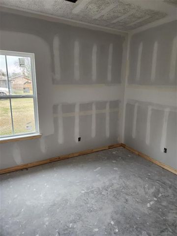 304 Ann Avenue, Sulphur, LA 70663