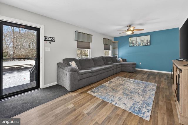 13 POWDER LN, Burlington, NJ 08016