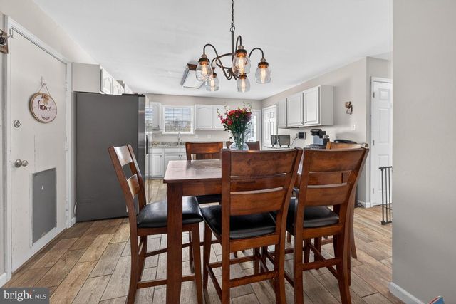 13 POWDER LN, Burlington, NJ 08016