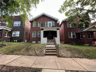 4843 Kossuth Avenue, St Louis, MO 63115