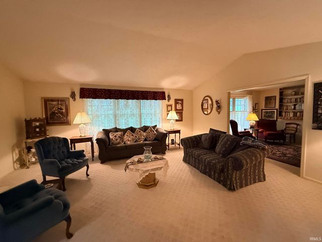2629 E Windermere Woods Drive, Bloomington, IN 47401