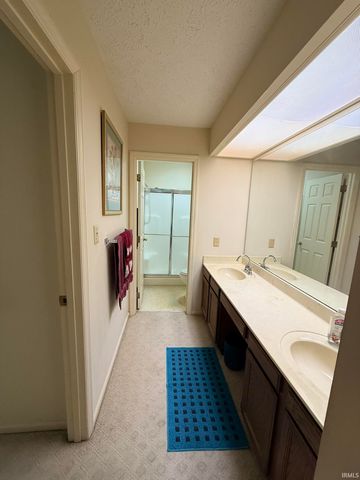 2629 E Windermere Woods Drive, Bloomington, IN 47401