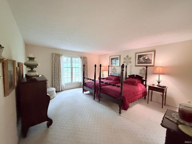2629 E Windermere Woods Drive, Bloomington, IN 47401