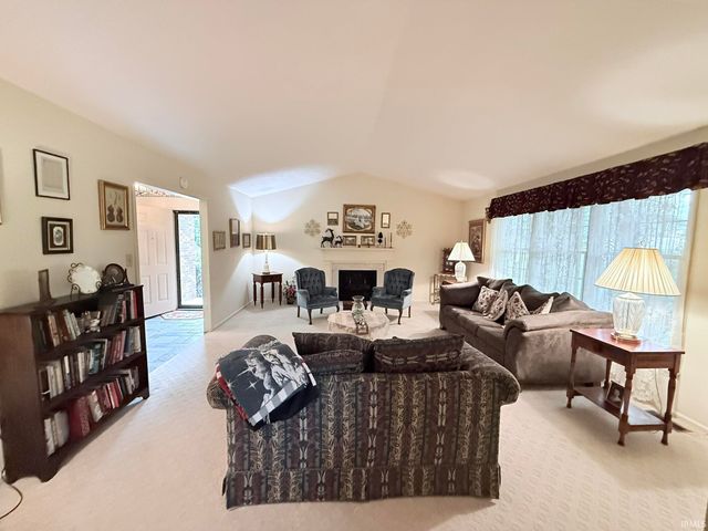 2629 E Windermere Woods Drive, Bloomington, IN 47401
