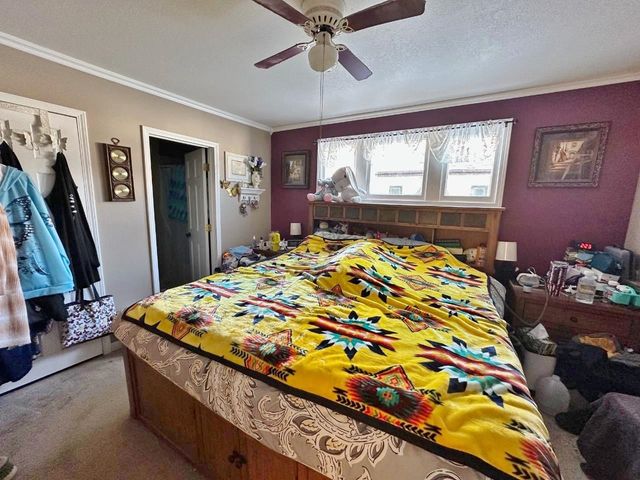 301 8th St NW, Minot, ND 58703