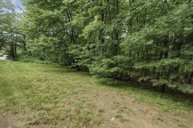 13 Lordvale Blvd 507, Grafton, MA 01536