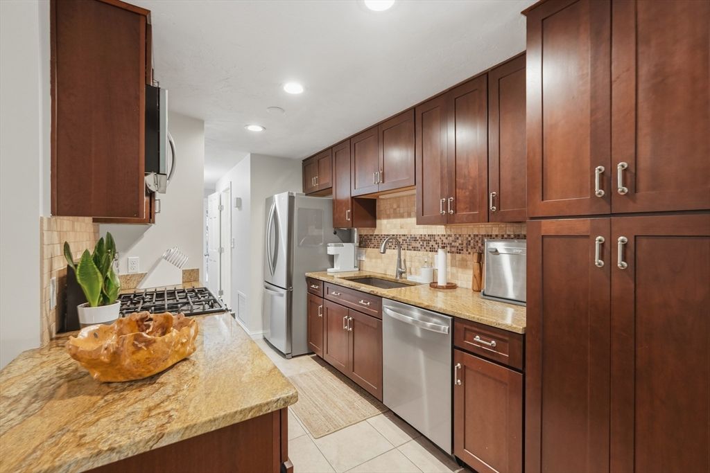 13 Lordvale Blvd 507, Grafton, MA 01536