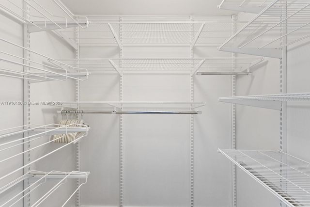 4100 SALZEDO ST 1009, Coral Gables, FL 33146