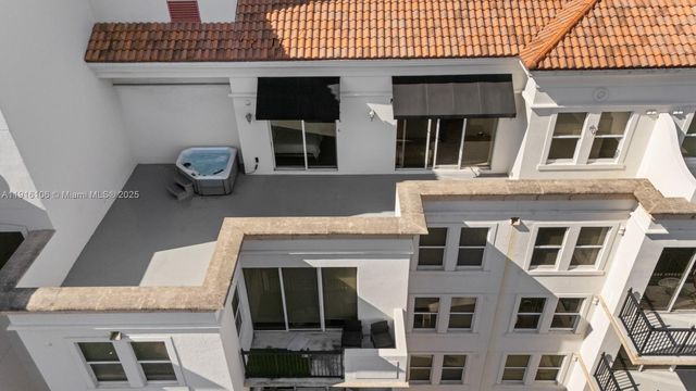 4100 SALZEDO ST 1009, Coral Gables, FL 33146