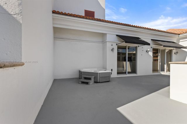 4100 SALZEDO ST 1009, Coral Gables, FL 33146