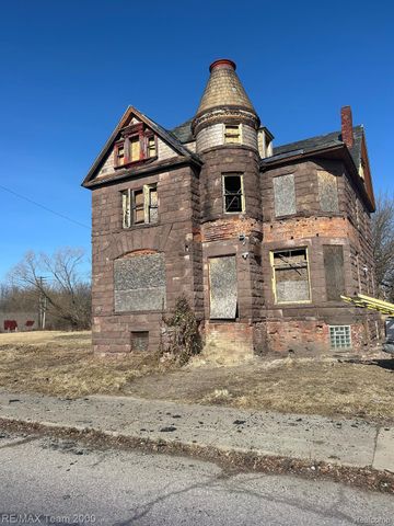 3704 Fourteenth St., Detroit, MI 48208