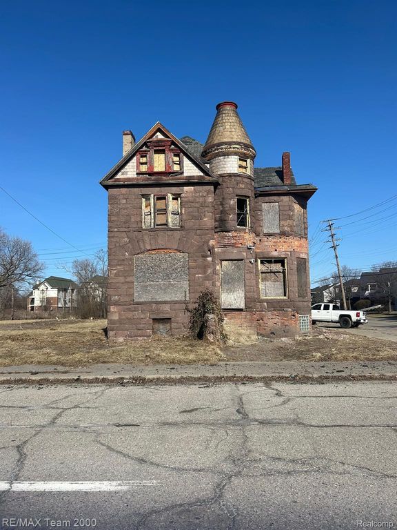 3704 Fourteenth St., Detroit, MI 48208