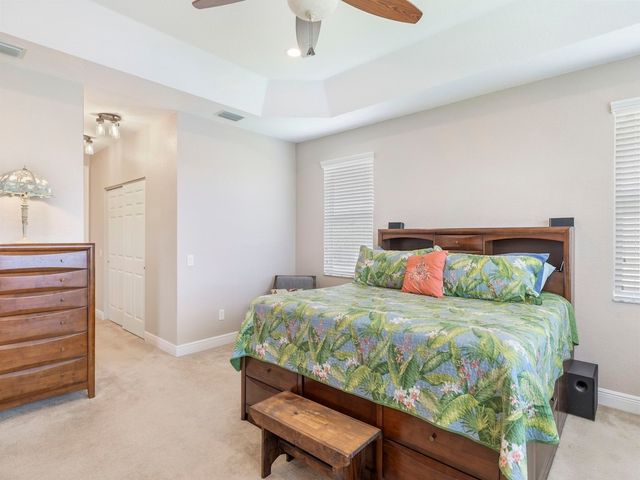 1902 Grey Falcon Circle SW, Vero Beach, FL 32962