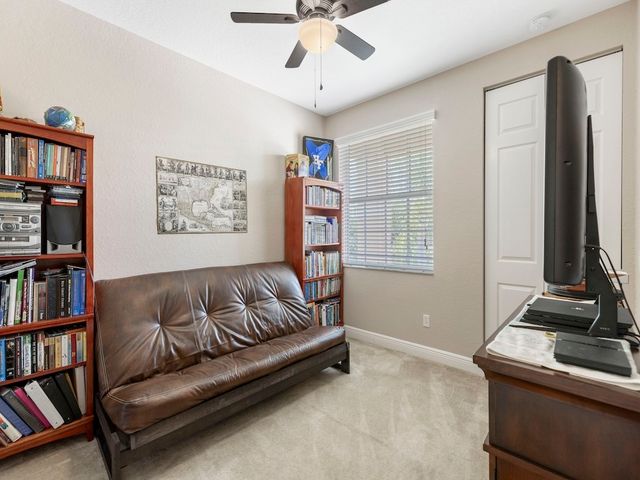 1902 Grey Falcon Circle SW, Vero Beach, FL 32962