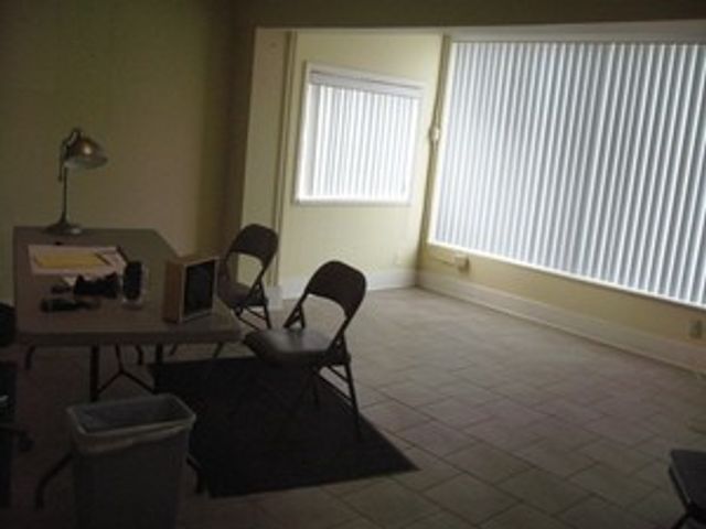138 W Irving Park Road 1, Wood Dale, IL 60191