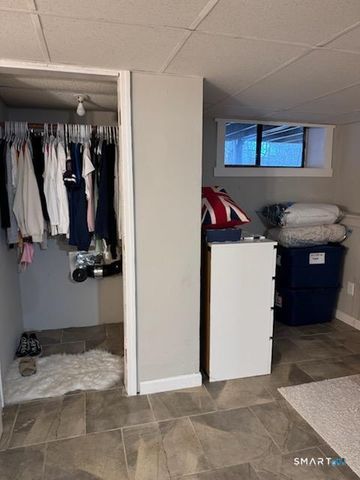 24 Fox Run, Woodbury, CT 06798