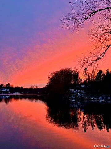 24 Fox Run, Woodbury, CT 06798