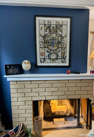 24 Fox Run, Woodbury, CT 06798