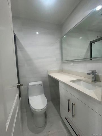 924 129th Street, College Point, NY 11356