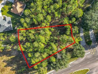 1 OAK VILLAGE BOULEVARD, Homosassa, FL 34446