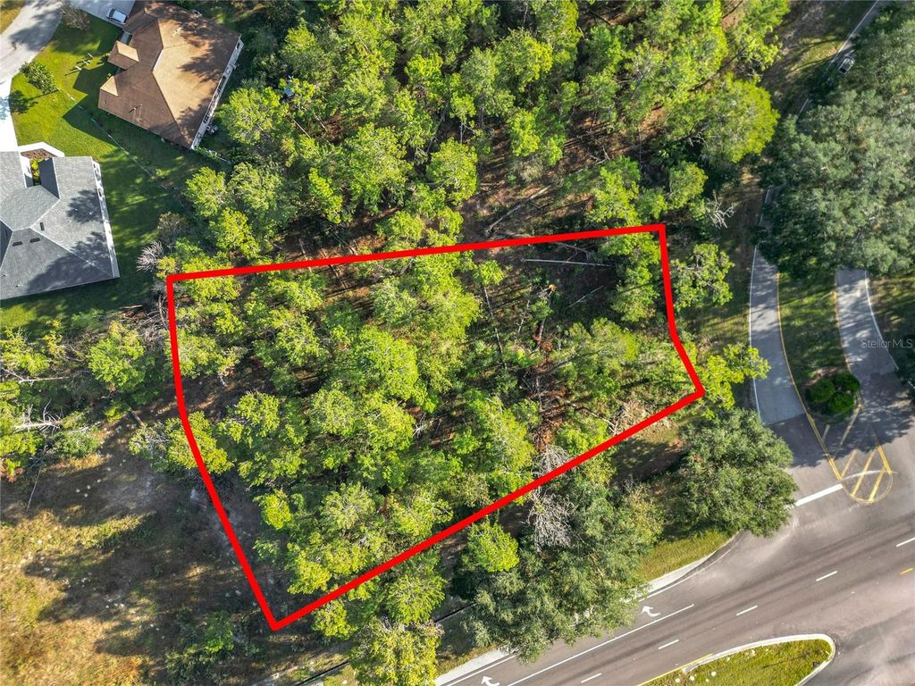 1 OAK VILLAGE BOULEVARD, Homosassa, FL 34446