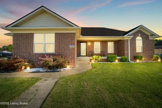 9901 Valley Farms Blvd, Louisville, KY 40272