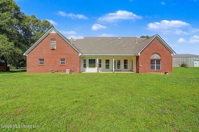 4004 Green Meadow Drive, Hernando, MS 38632