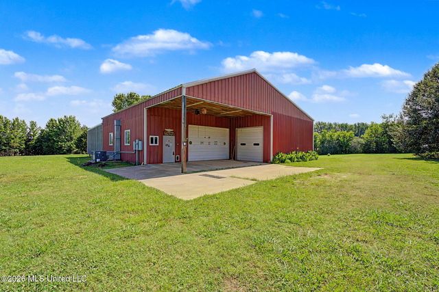 4004 Green Meadow Drive, Hernando, MS 38632