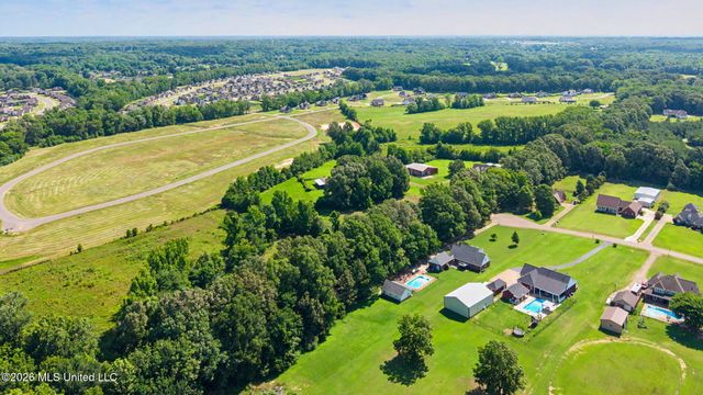 4004 Green Meadow Drive, Hernando, MS 38632