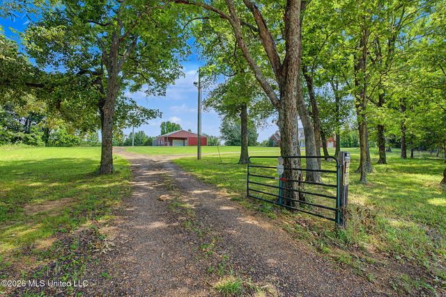 4004 Green Meadow Drive, Hernando, MS 38632