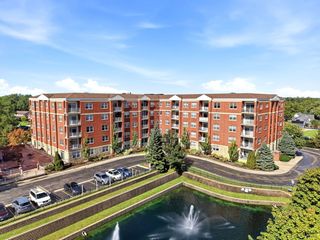 1 Itasca Place 214, Itasca, IL 60143