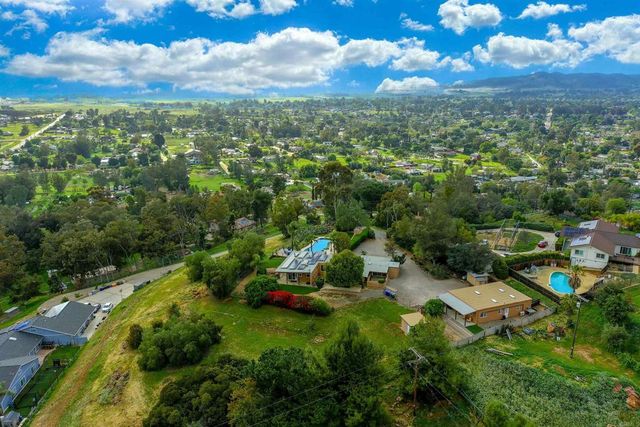 1304 Ramona Street, Ramona, CA 92065