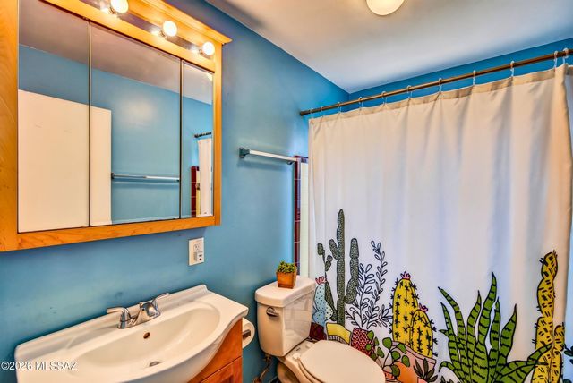 5031 E Rosewood Street, Tucson, AZ 85711