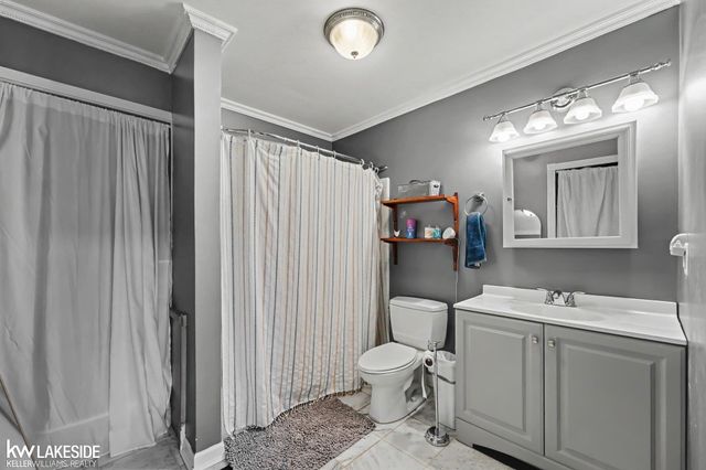 8401 18 Mile Road 186, Sterling Heights, MI 48313