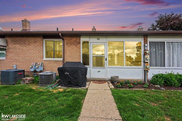 8401 18 Mile Road 186, Sterling Heights, MI 48313