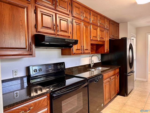 213 Wingate Avenue SW, Huntsville, AL 35801