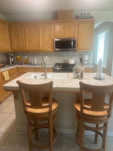 10223 Paulsell Dr, Stockton, CA 95209