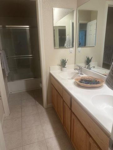 10223 Paulsell Dr, Stockton, CA 95209