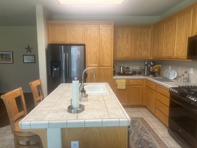 10223 Paulsell Dr, Stockton, CA 95209