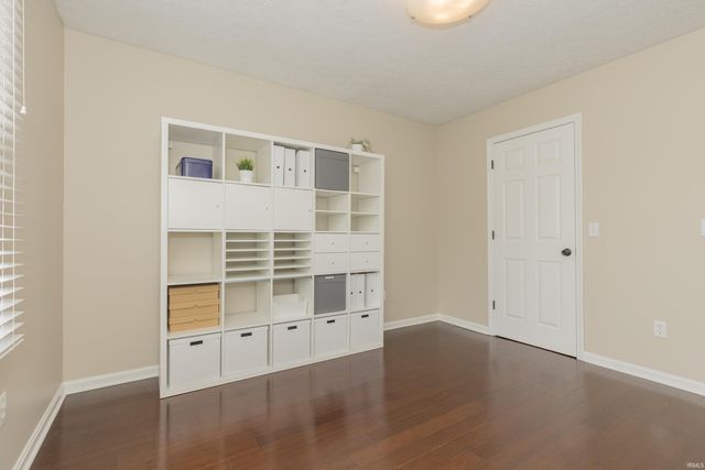 11000 Kramers Drive, Evansville, IN 47712