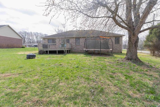 11000 Kramers Drive, Evansville, IN 47712