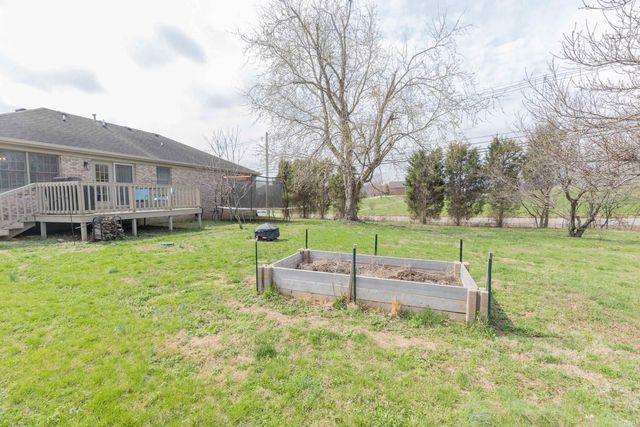 11000 Kramers Drive, Evansville, IN 47712