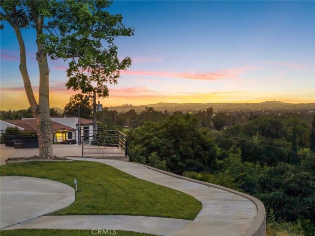 3029 E Los Cerillos, West Covina, CA 91791