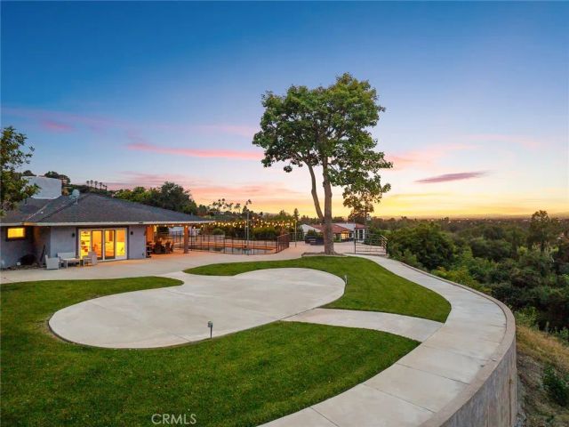 3029 E Los Cerillos, West Covina, CA 91791