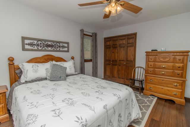 9838 Redbud Road, Munster, IN 46321