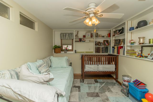 9838 Redbud Road, Munster, IN 46321