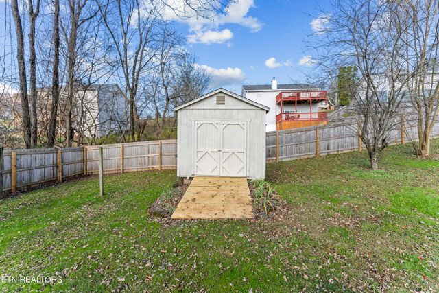 11345 Snyder Rd, Knoxville, TN 37932