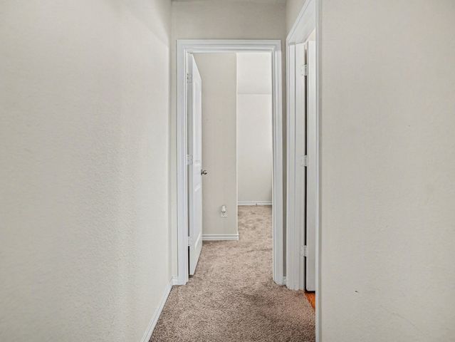 1708 Blue Jay Drive, Ennis, TX 75119