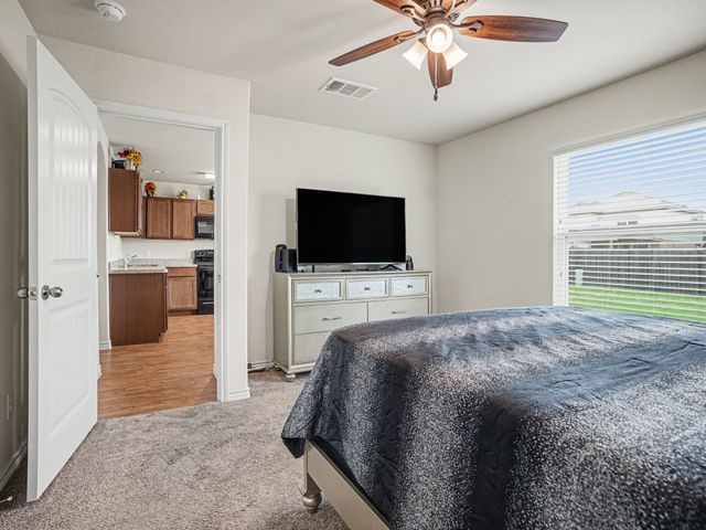 1708 Blue Jay Drive, Ennis, TX 75119